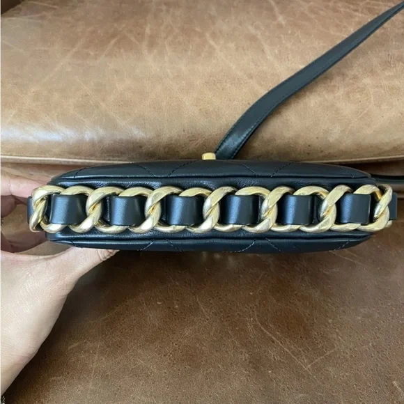 *SOLD* Chanel Framing Chain Flap Bag Quilted Calfskin Small - Picture 5 of 15